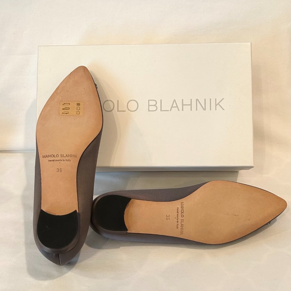 Manolo Blahnik Hangisi Flat Grey-Size 36 NIB - Picture 3 of 3